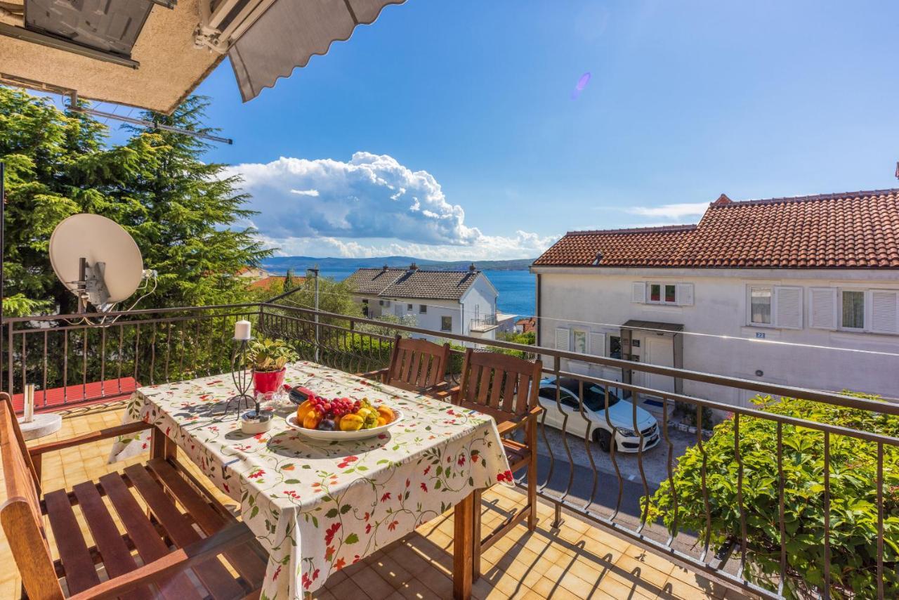Apartment Suzy Dramalj Kültér fotó