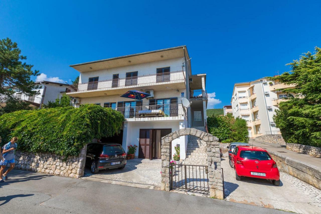Apartment Suzy Dramalj Kültér fotó